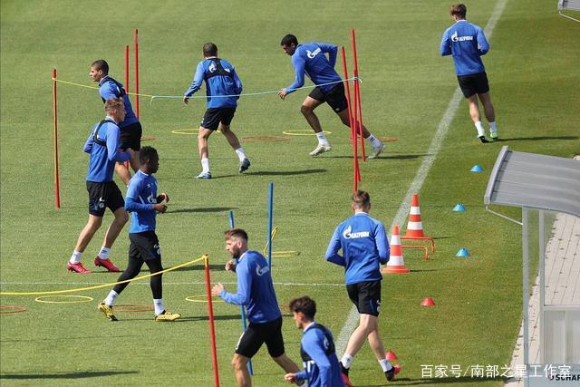 中国U17女足7-0大胜萨摩亚，成宛迪荣膺最佳球员